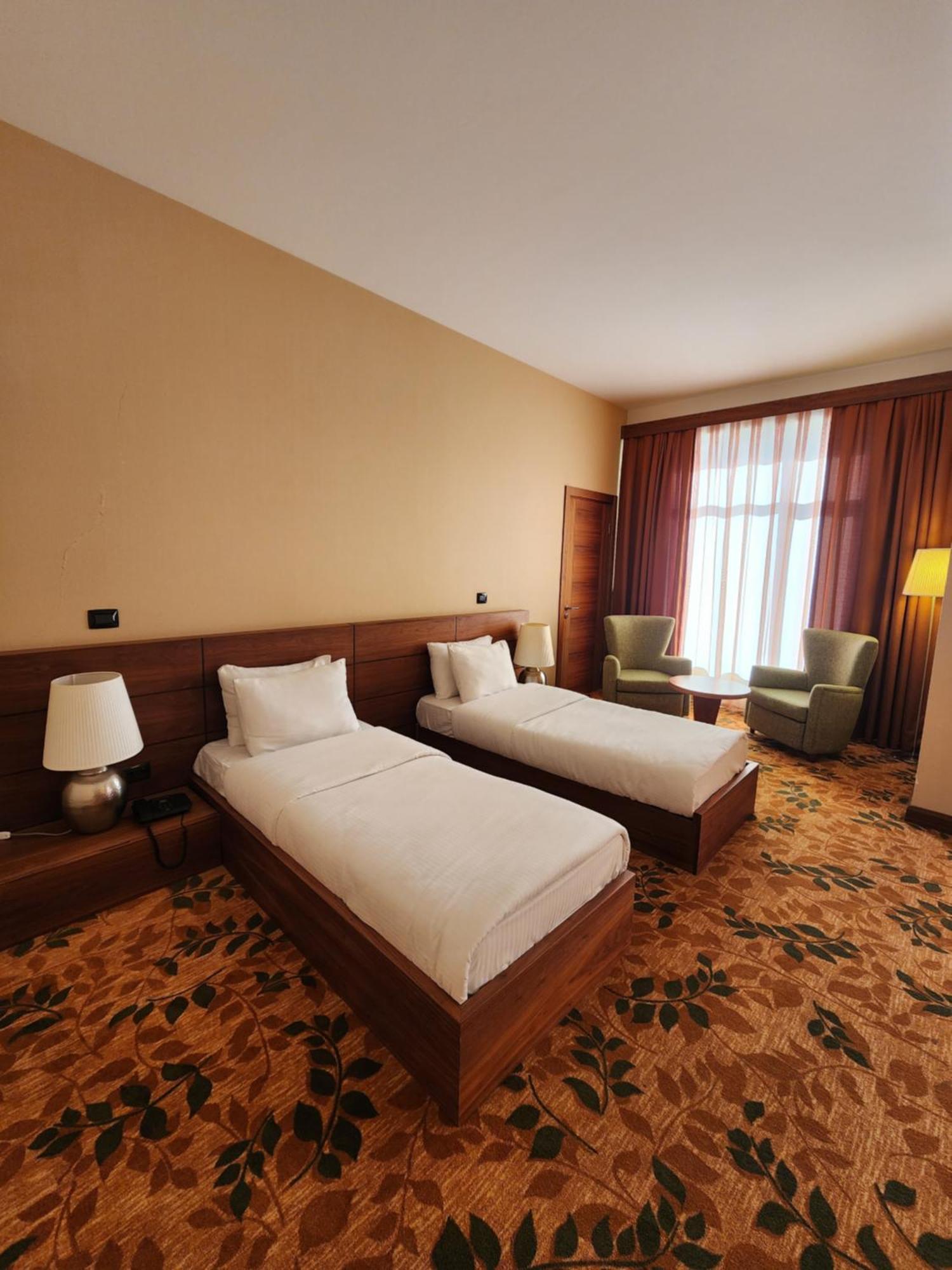 El Resort Hotel Qax Bagian luar foto