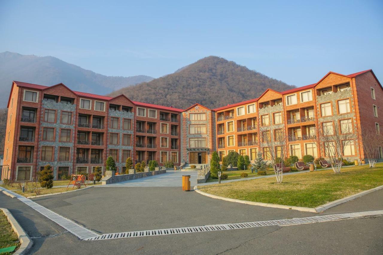 El Resort Hotel Qax Bagian luar foto