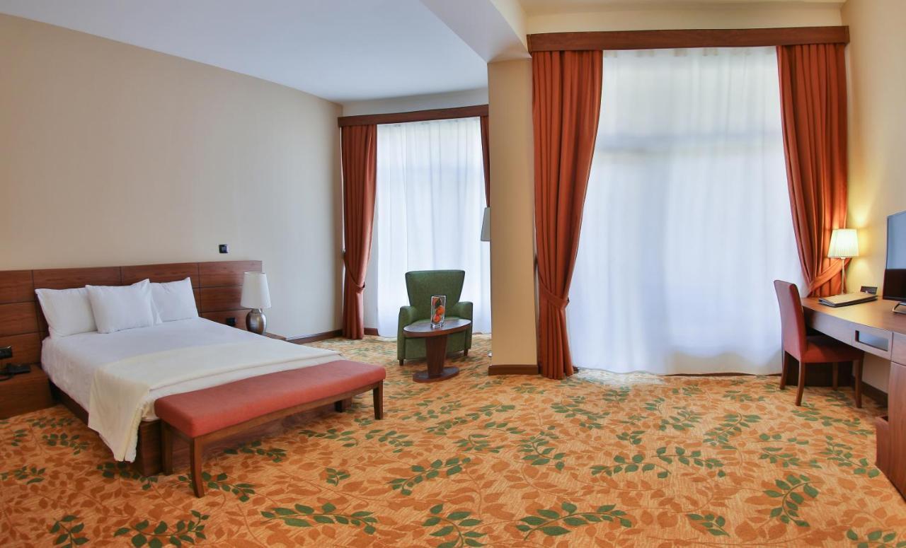 El Resort Hotel Qax Bagian luar foto